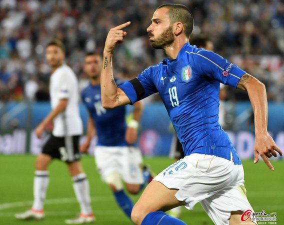 PHOTSB5xo7v232wWIhHnGu7y160703_920x700 PHOTSB5xo7v232wWIhHnGu7y160703_920x700