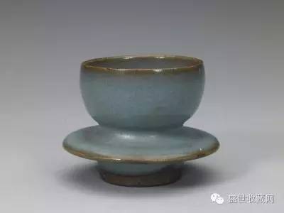 钧窑天蓝釉盏托 北宋