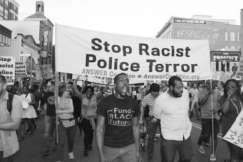 奥巴马再就枪支暴力发表讲话 坚称美国不会分裂