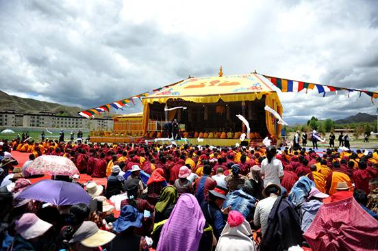 感受历代班禅大师的爱国情怀——探访西藏日喀则扎什伦布寺 感受历代班禅大师的爱国情怀——探访西藏日喀则扎什伦布寺