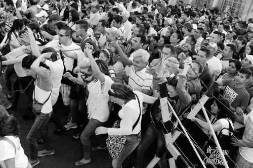 韩多地爆发反萨德示威 民众忧被卷入大国战争