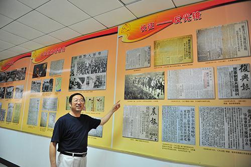 点击图片翻到下一页>> \