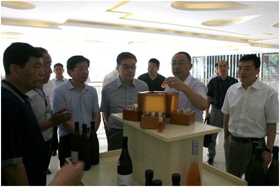 aa6ba956356c4d9285710ab5a614108c aa6ba956356c4d9285710ab5a614108c