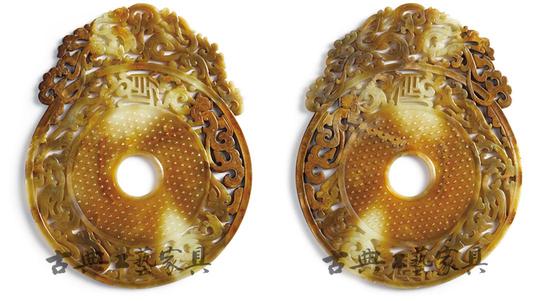 图3-2 插屏所嵌东汉玉璧