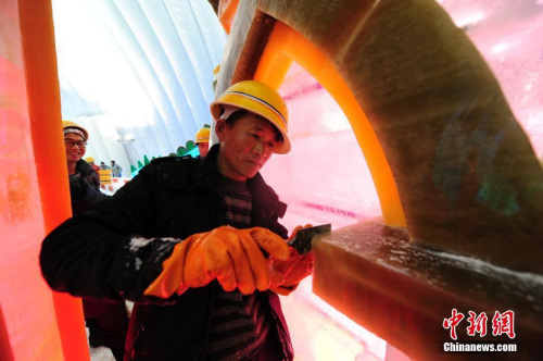 人社部:上半年6地上调最低工资标准平均增幅11.1%