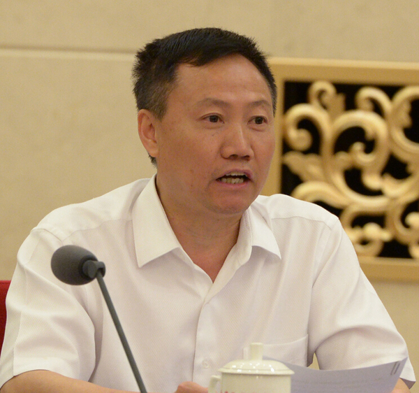 郑学炳 齐波摄 郑学炳 齐波摄