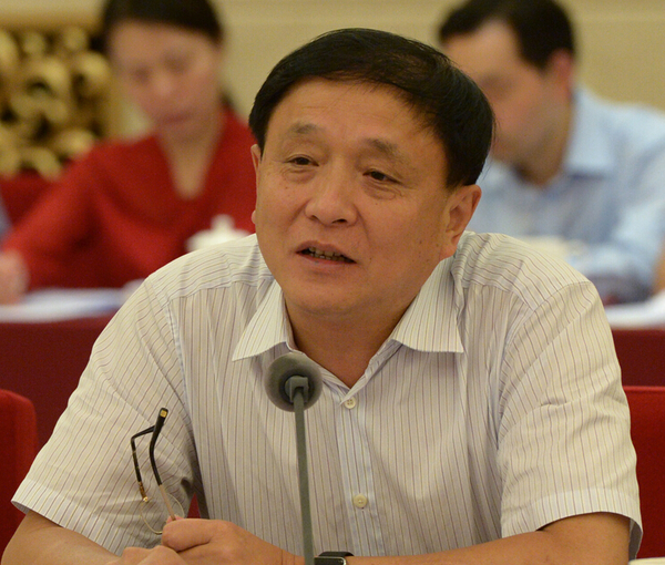 李亚隆 齐波摄 李亚隆 齐波摄