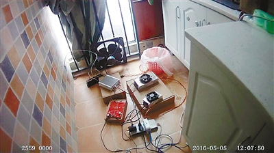 伪基站藏出租屋 民警守株待兔擒获嫌疑人 伪基站藏出租屋 民警守株待兔擒获嫌疑人