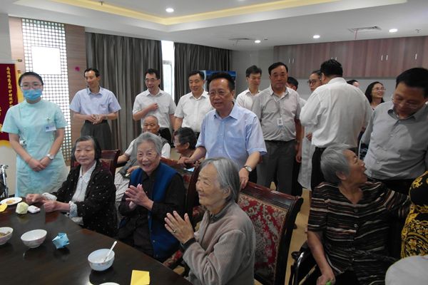 2016072810353064481 2016072810353064481