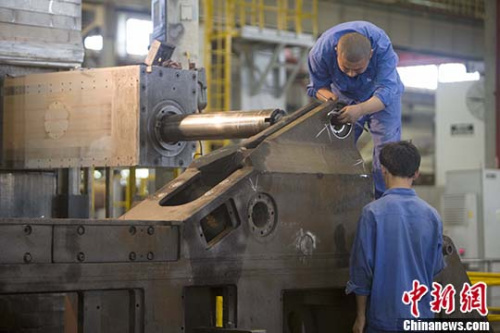 统计局:7月制造业PMI微幅回落非制造业稳中向好