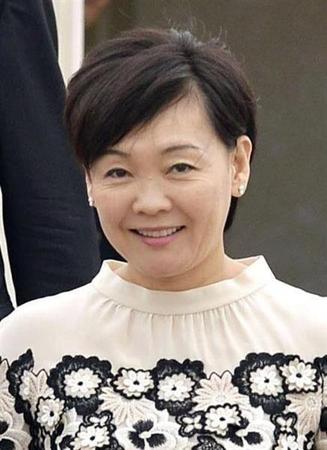 安倍妻子含泪讲述因无子嗣遭老公后援团非议:一个loser!