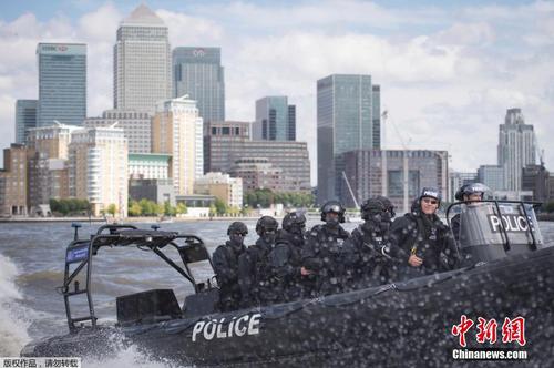 图为演习现场。1