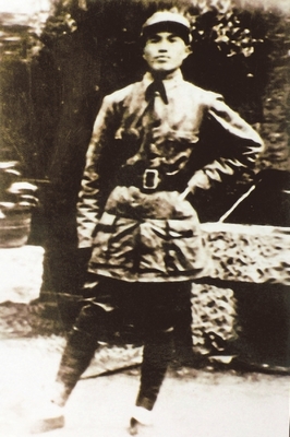 抗战时期的皮定均 抗战时期的皮定均