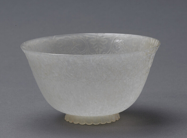 白玉仿痕都斯坦菊瓣碗 白玉仿痕都斯坦菊瓣碗