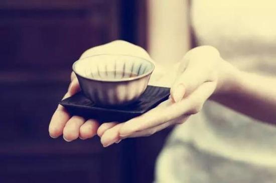 瓷器，会是让你爱上美学的“磁”器