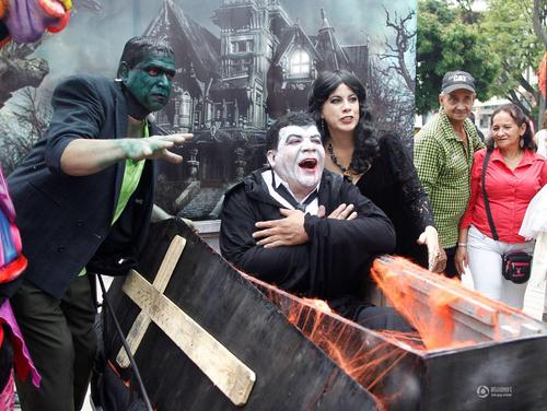 奇葩“棺材床”现身。