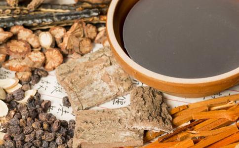 秋天来啦 这5种水果帮你解秋燥 秋燥吃什么水果 秋燥怎么治疗 秋燥吃什么好