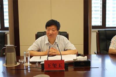 省委统战部传达学习省委十二届十七次全委会议精神