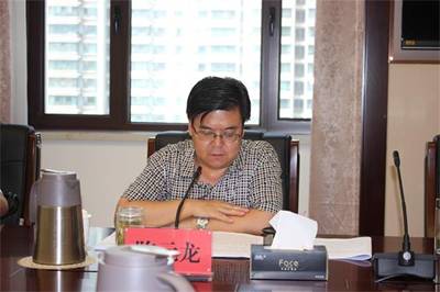 省委统战部传达学习省委十二届十七次全委会议精神