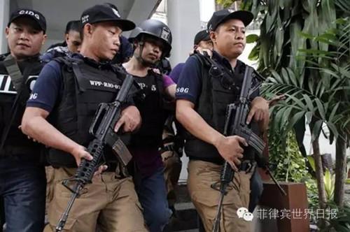 菲国警刑侦大队成员。(菲律宾《世界日报》) 　