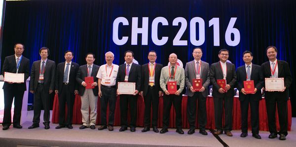 国家心血管病专家委员会血管外科专业委员会部分专家合影留念 国家心血管病专家委员会血管外科专业委员会部分专家合影留念