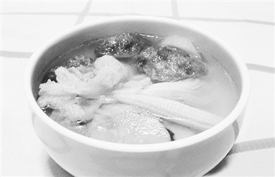 玉米笋蔬菜汤 玉米笋蔬菜汤