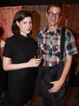 Lisa Cooley 和William O'Brien，“讨厌的乐趣”