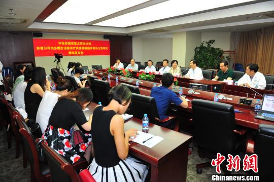 作为国家重大公益性项目、科技部国家重点研发项目——“影像引导的多模态消融治疗实体肿瘤临床解决方案研究”，已进入临床规范研究阶段?！⊥豕阏?摄