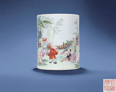 清乾隆 粉彩婴戏图笔筒