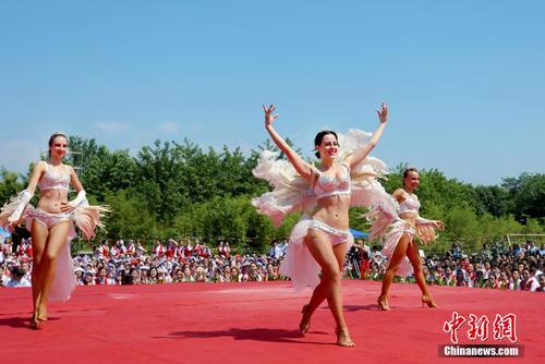 2da6da762257474b8745dcb6c8dbfd6c 2da6da762257474b8745dcb6c8dbfd6c