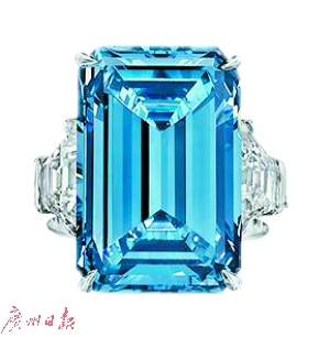 奥本海默蓝钻 拍出5700多万美元。