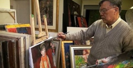 工作室中的钱培琛