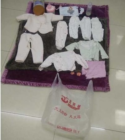 司机深夜捡到男婴 司机深夜捡到男婴