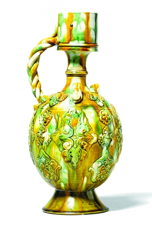 唐三彩贴花双系绳柄壶 唐三彩贴花双系绳柄壶