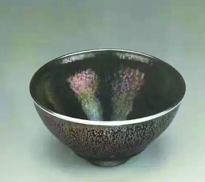 宋代建窑油滴茶盏 宋代建窑油滴茶盏