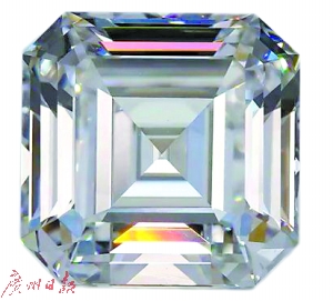 俄罗斯某钻石合成公司利用高压高温法合成了一颗32.2克拉的钻石原石。