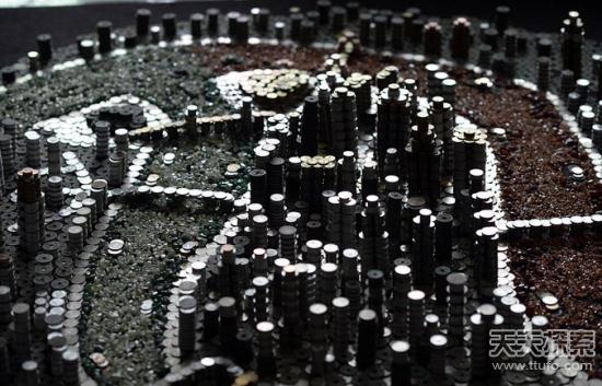 男子收集5万枚硬币:完成的作品让人惊叹 男子收集5万枚硬币:完成的作品让人惊叹