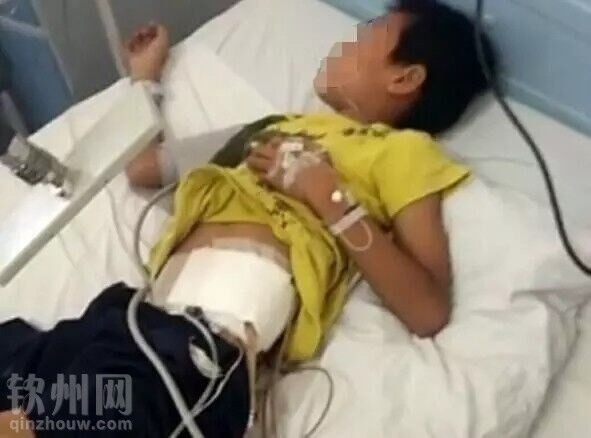 19名小学生忘带课本被逼自抽耳光 涉事教师被辞 19名小学生忘带课本被逼自抽耳光 涉事教师被辞