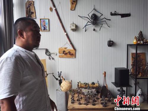 图为李华文工作室。　胡远航　摄