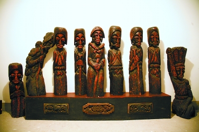 纳西族阿奶 纳西族阿奶