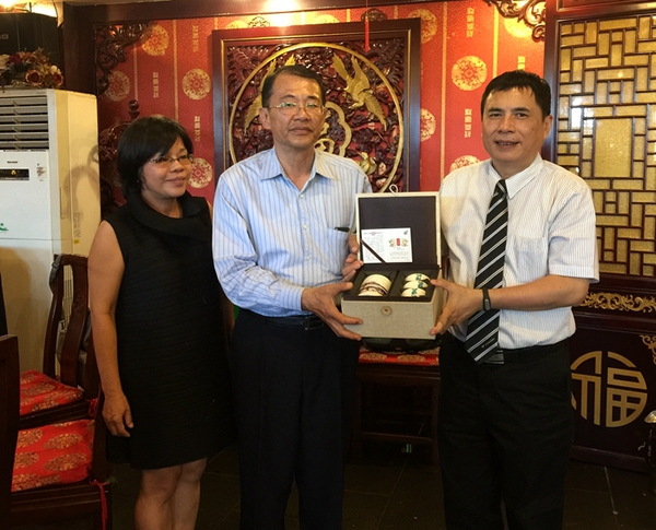 W020161009355013859081 W020161009355013859081