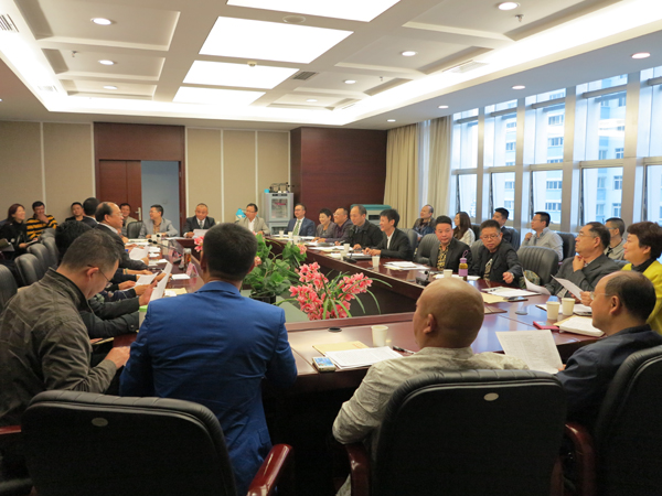 2016101121364032 2016101121364032