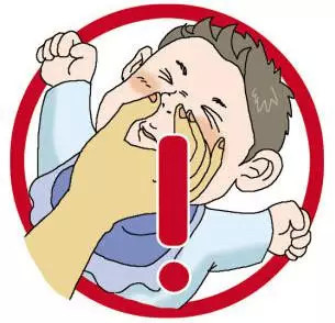 父亲一屁股“坐死”了亲生幼子！只因一个逗孩子玩的动作！