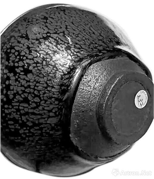 宋代建窑油滴茶盏底部