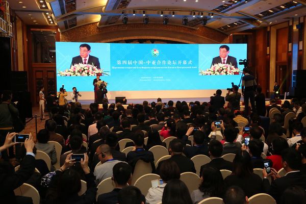 2016102014570215419 2016102014570215419