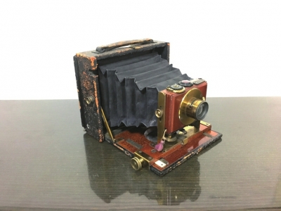 英国拉线开关折叠式相机