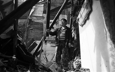 3岁姐姐弟弟尸体现粪池3 3岁姐姐弟弟尸体现粪池3