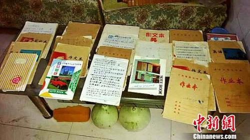 河南开封八旬老人义务理发55年惠及市民3万余人次