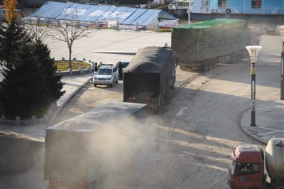 黑龙江8名交警因设岗收钱放行超载货车被停职