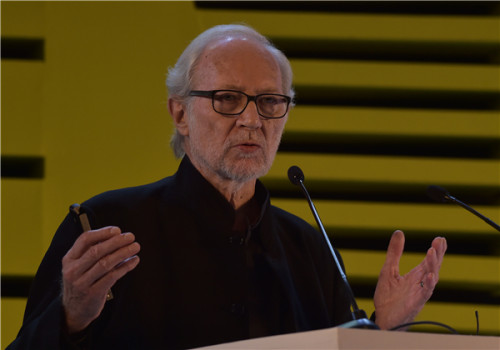 芬兰PES建筑设计事务所总裁Pekka Einari Salminen先生演讲